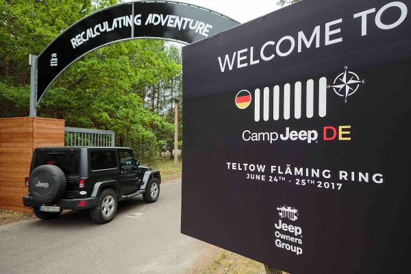 Camp Jeep DE event entrance