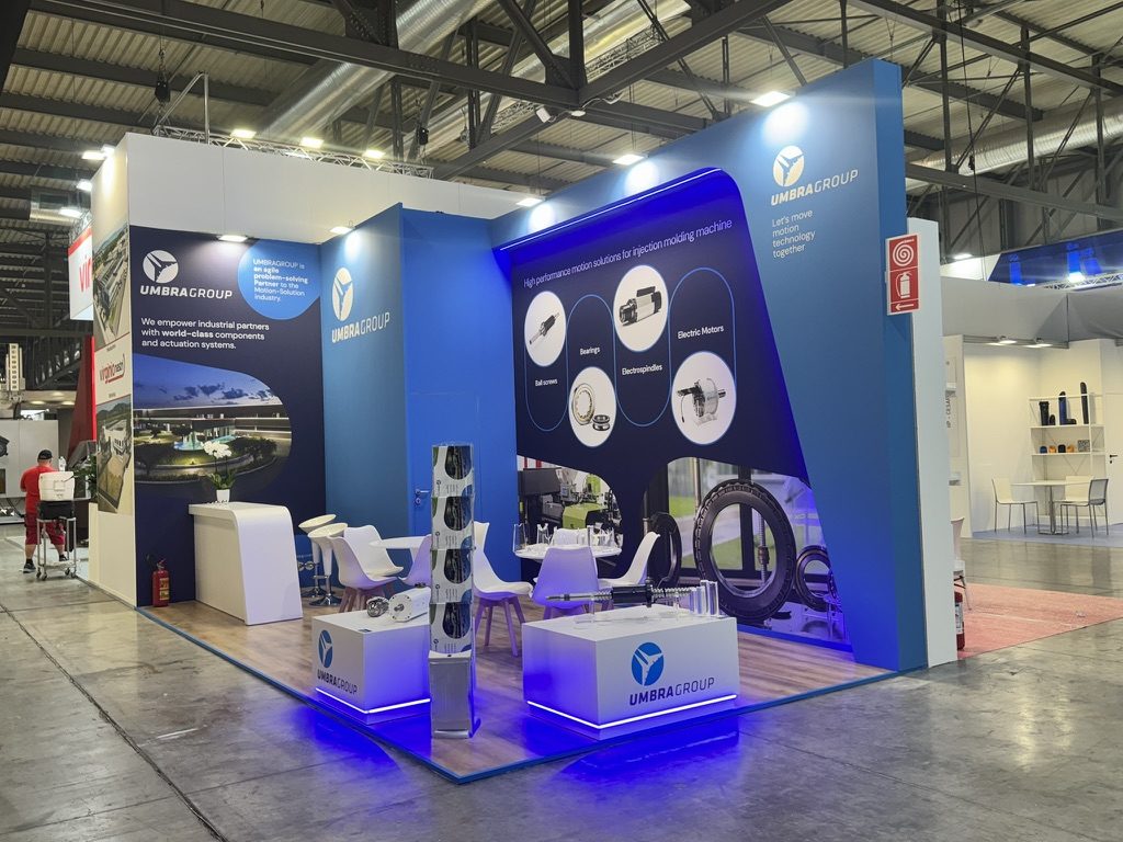 UmbraGroup stand at PLAST Milan with curved graphic wall